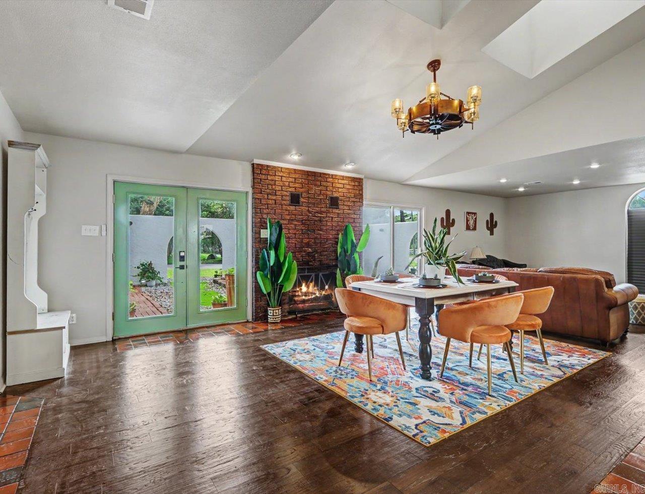 CEDARWOOD COMMECIAL PARK - Residential