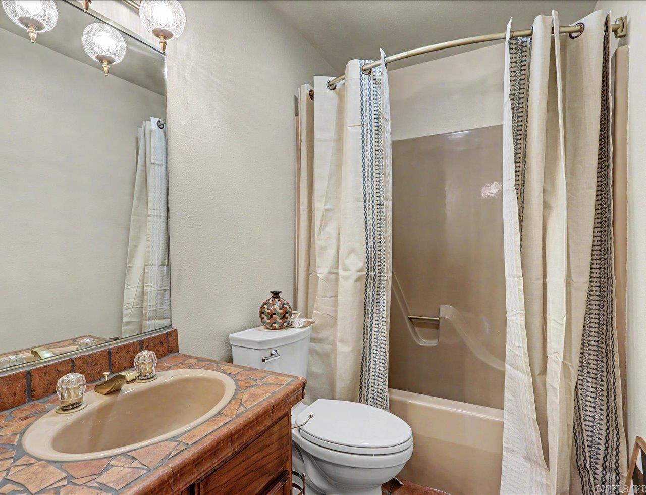CEDARWOOD COMMECIAL PARK - Residential