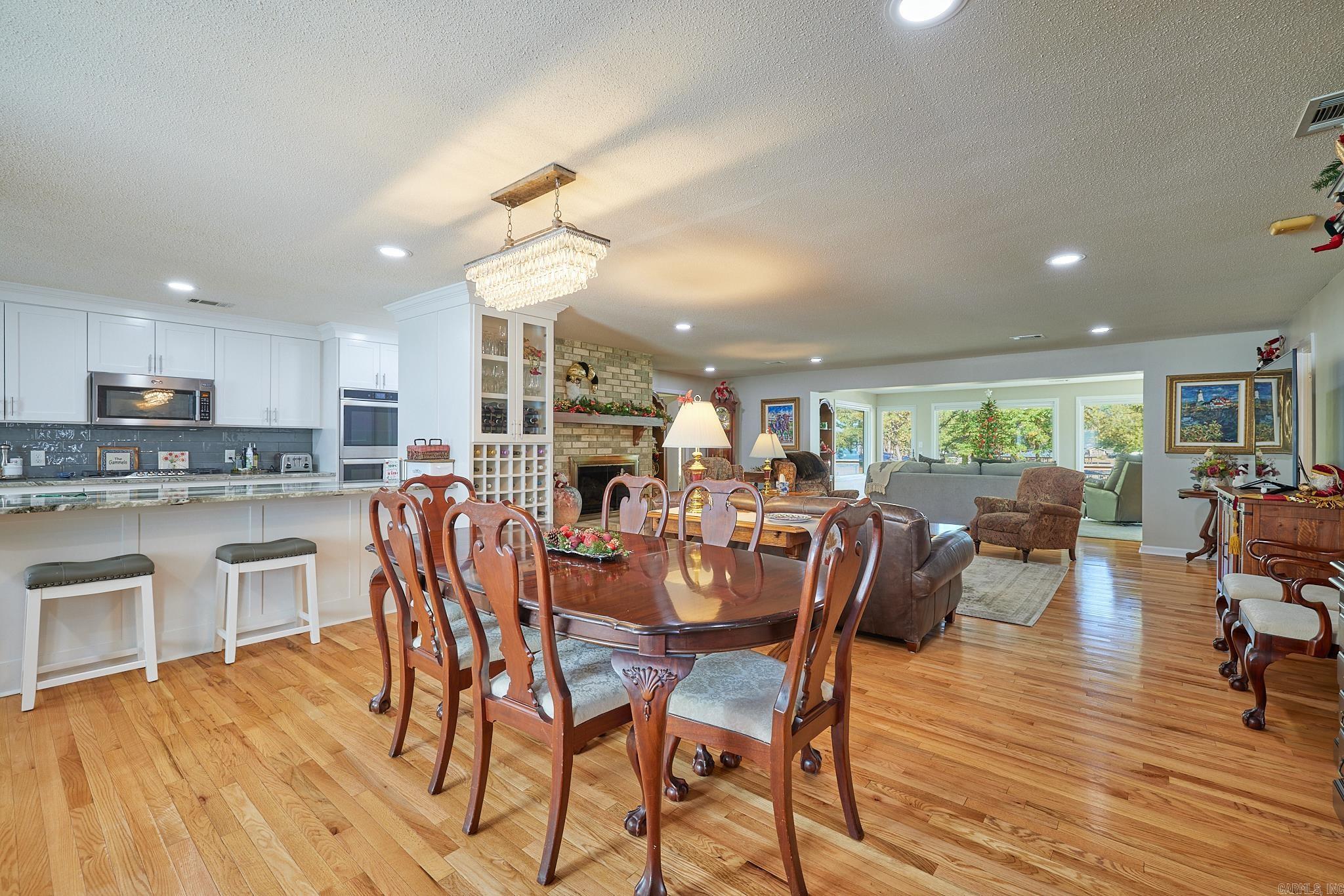 CAROLINE ACRES - Residential