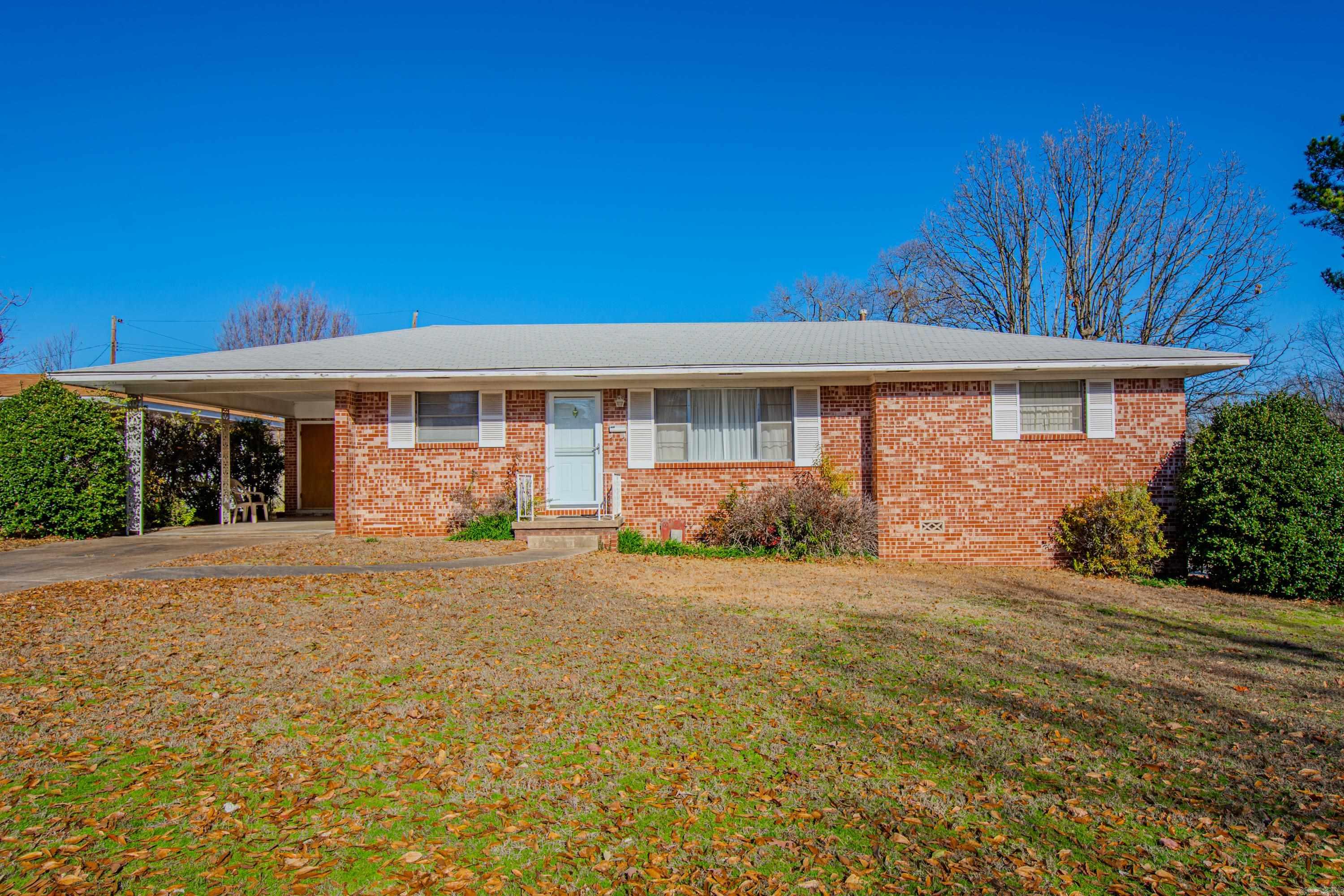 1 owner 3/2 Park Hill home on large corner lot. beautiful hardwood floors.  sold before listed