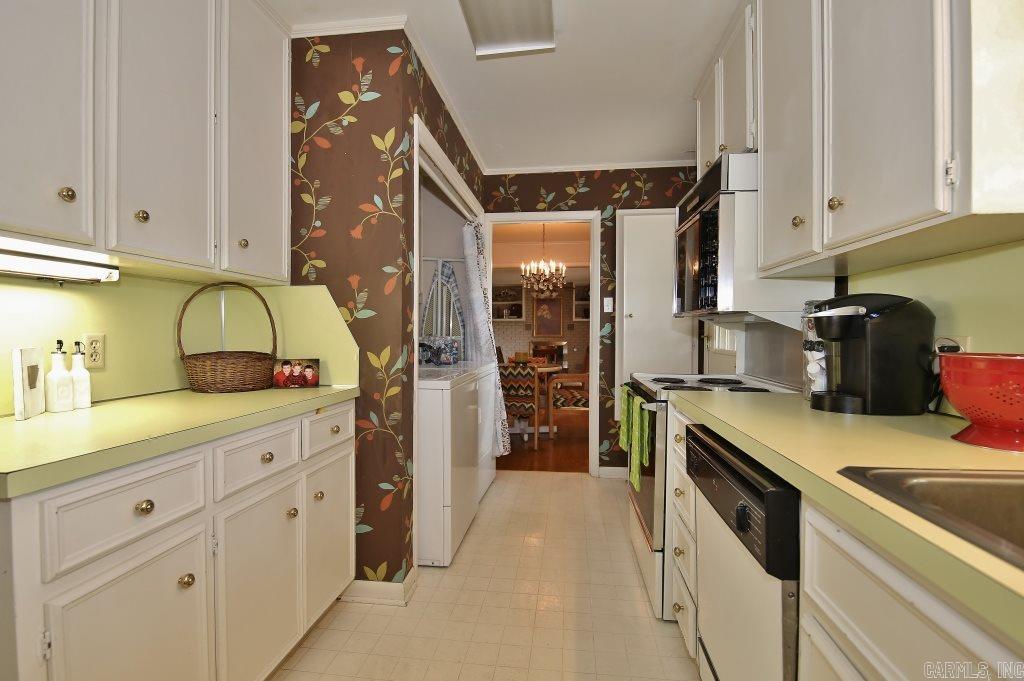 Pine Wood Hill - Residential