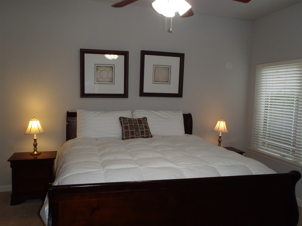 Lackeys Lake Front - Residential