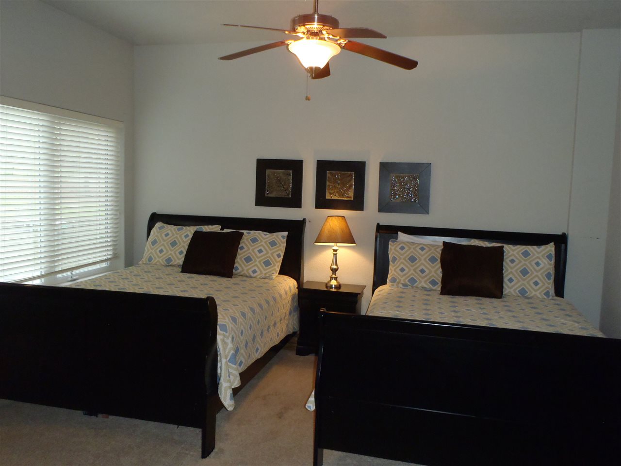 Lackeys Lake Front - Residential
