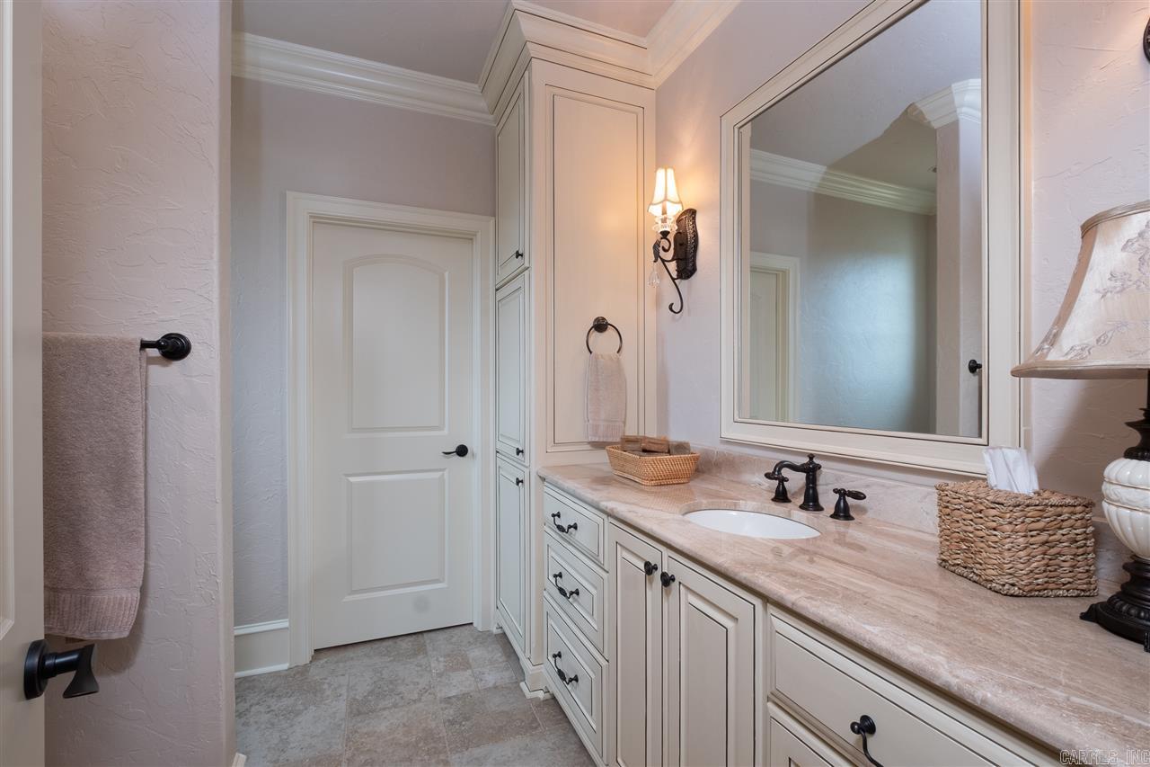 CHENAL VALLEY ORLE - Residential