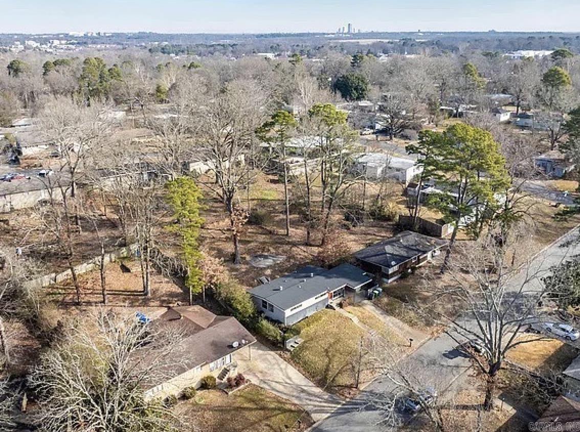 MEADOWCLIFF - Residential