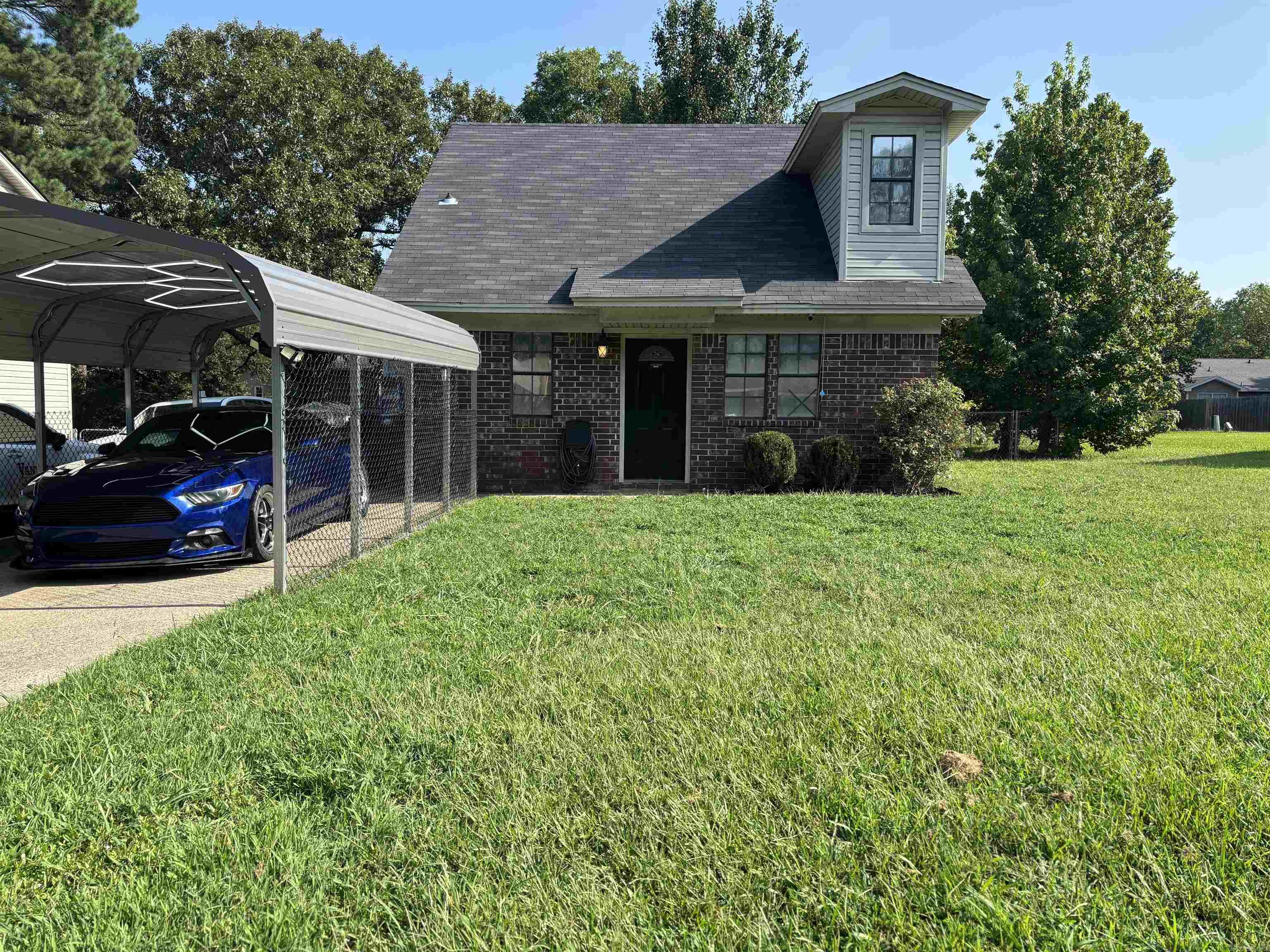 SOUTHBRIDGE - Residential