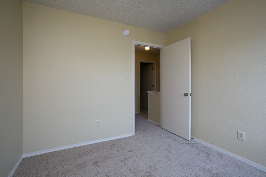 MEADOW RIDGE ADDN - Residential