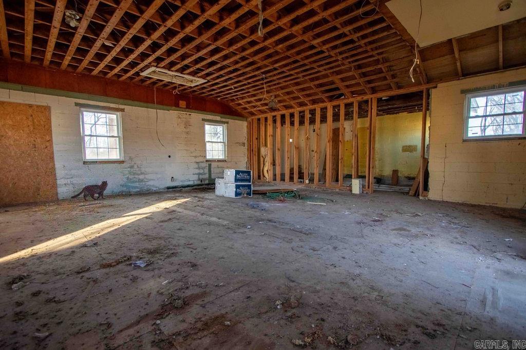 DIXIE ACRES - Residential