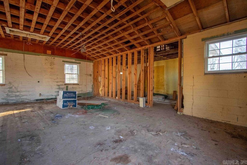 DIXIE ACRES - Residential