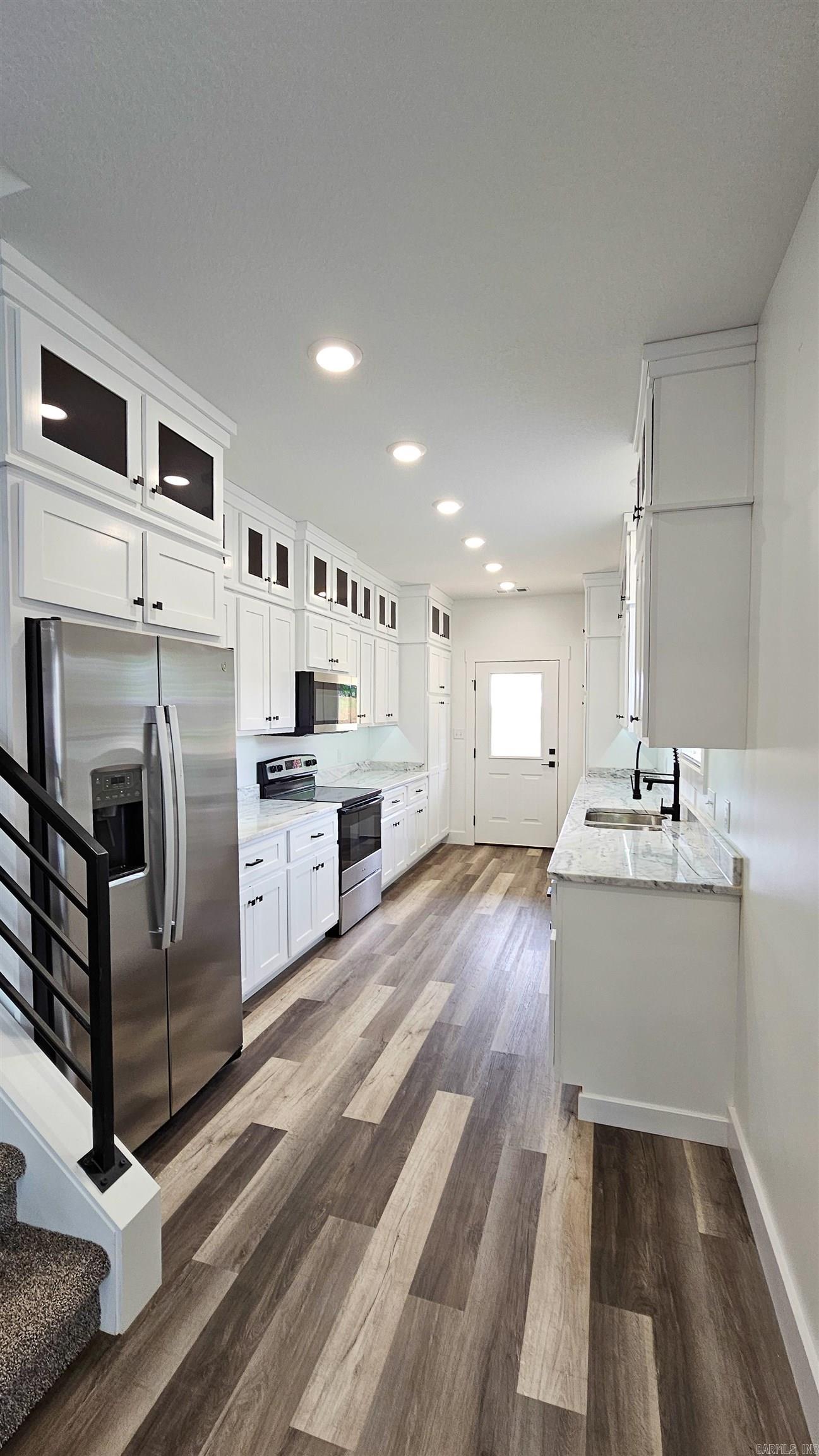PROSPECT VILLAGE - Residential Lease