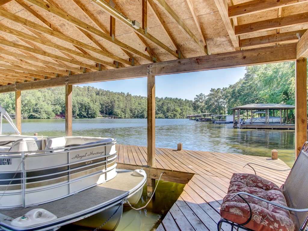 LAKECREST - Residential