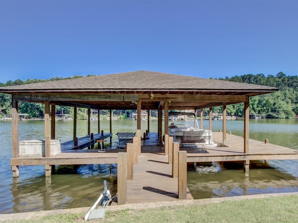 LAKECREST - Residential