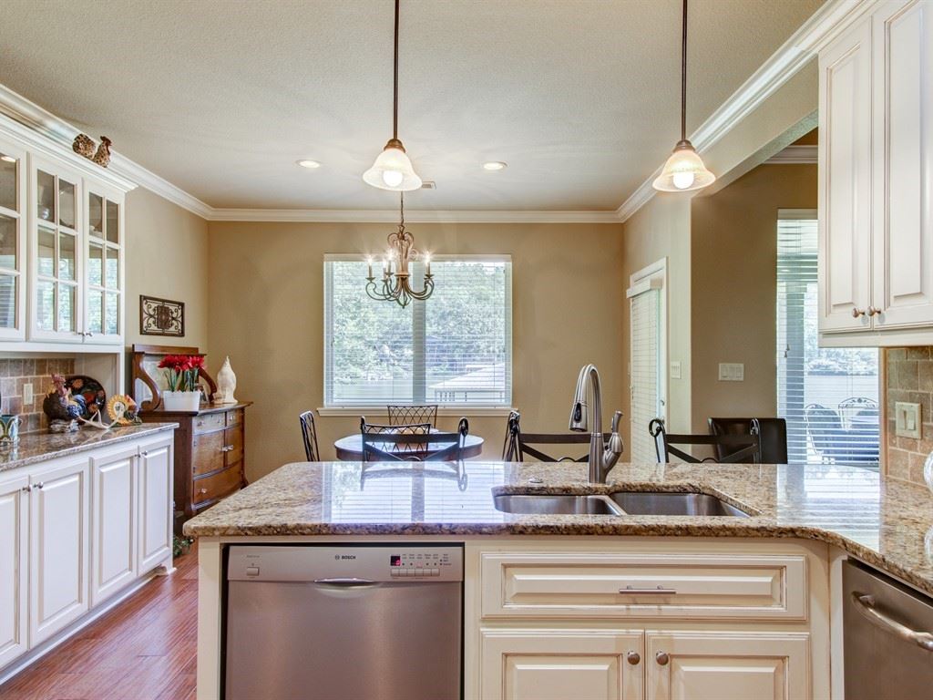 LAKECREST - Residential