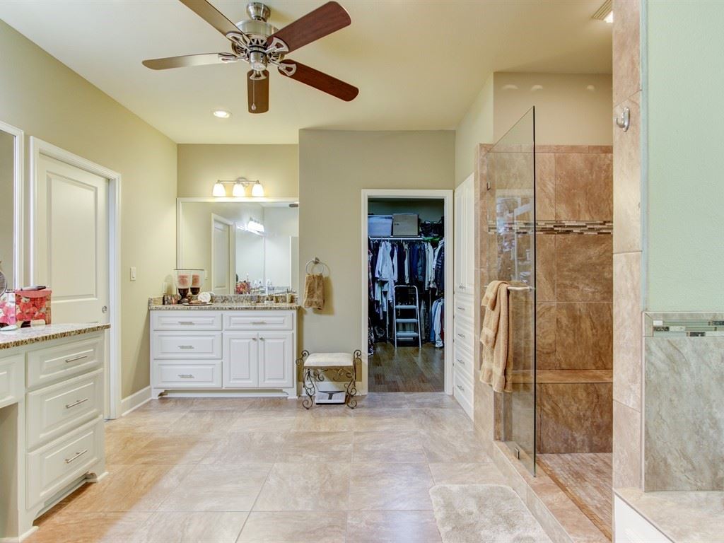 LAKECREST - Residential