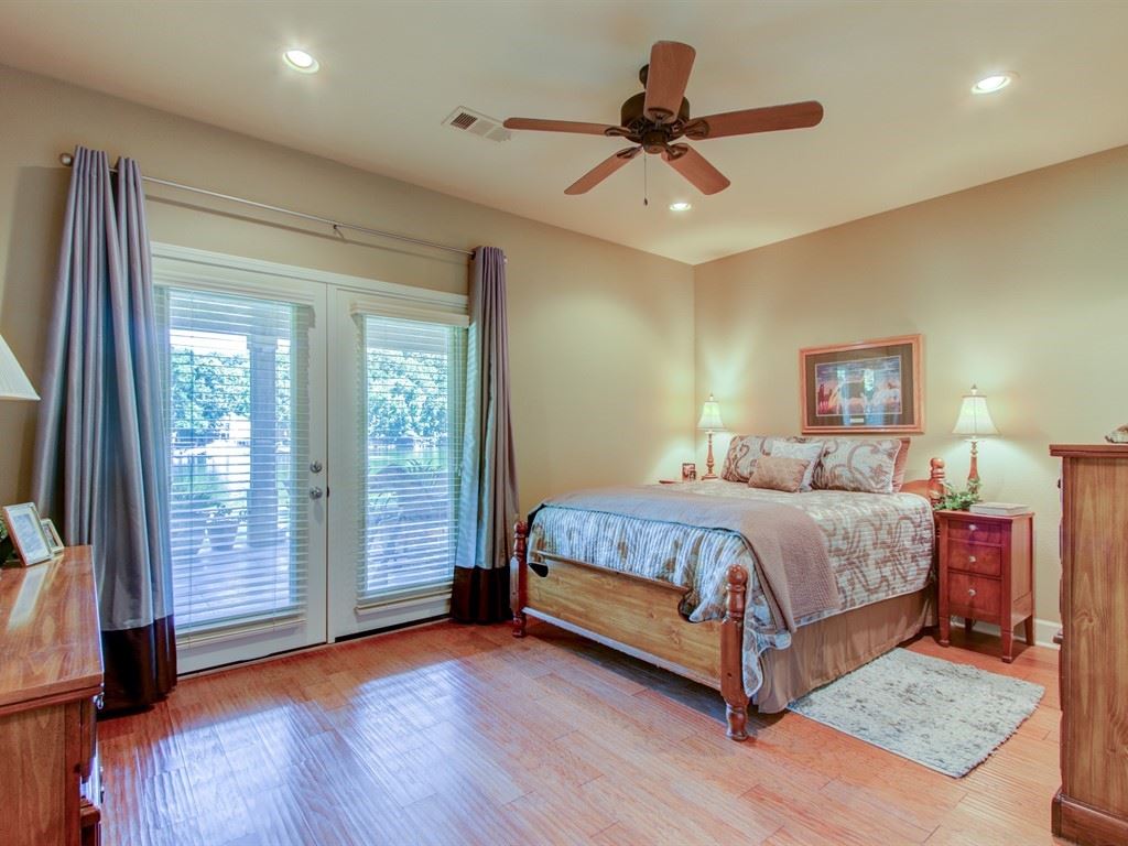 LAKECREST - Residential