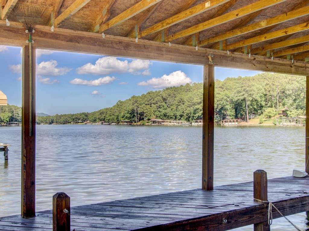 LAKECREST - Residential
