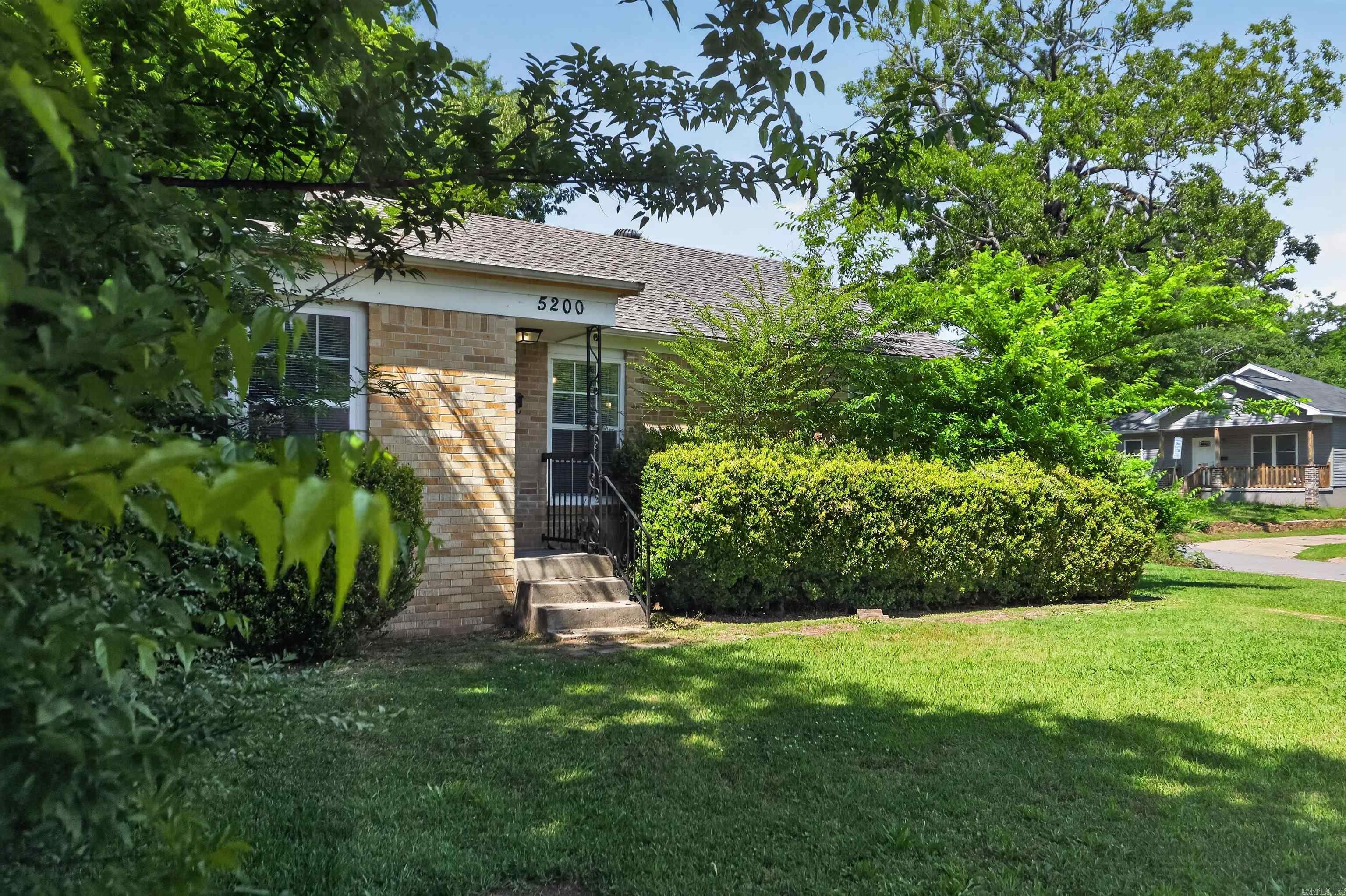 BOULEVARD TERRACE - Residential