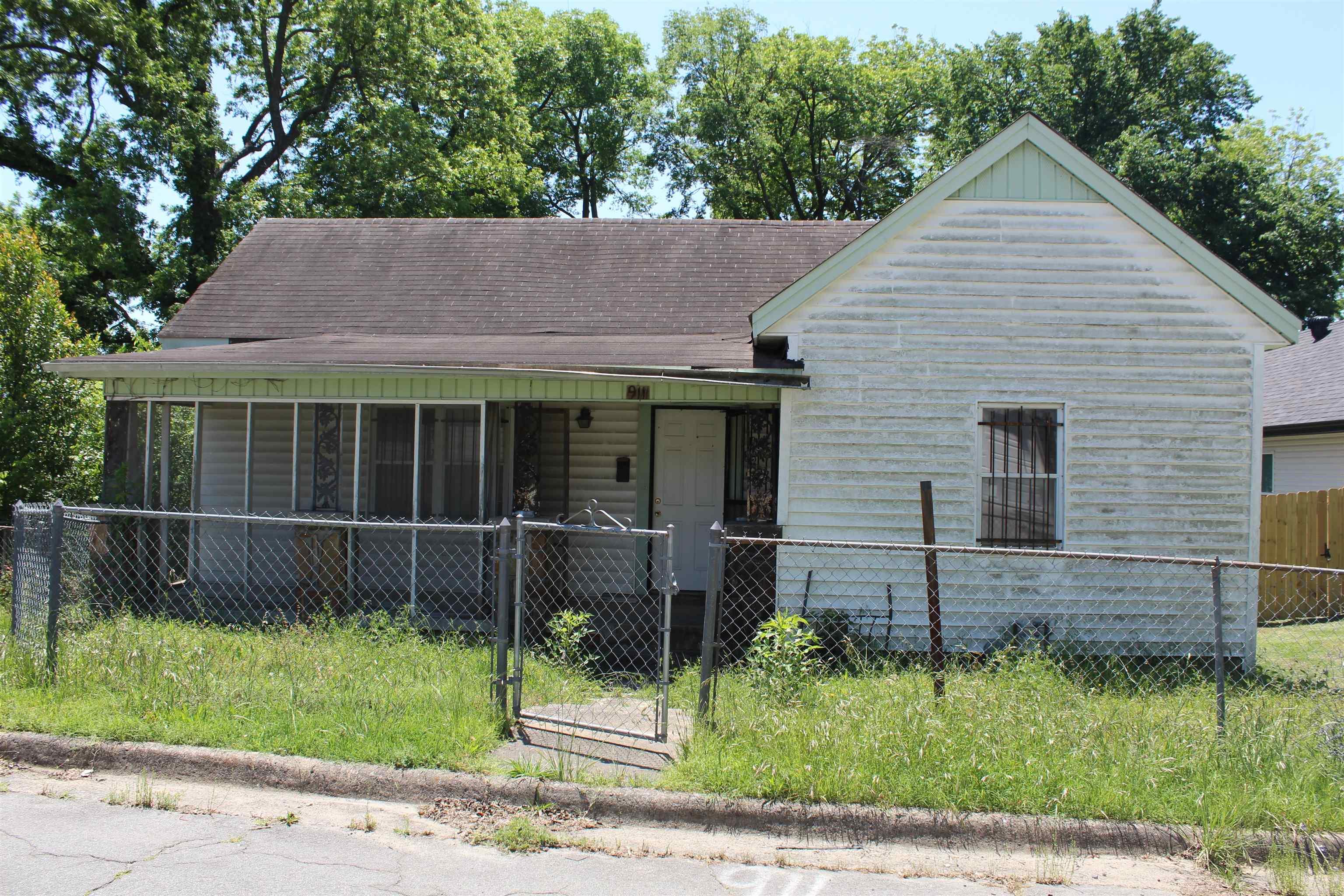Opportunity awaits with this 3-bedroom, 1-bath home offering approximately 1,116 sq ft of living space and endless potential. Situated in an area experiencing growth and revitalization, this property is positioned next to new construction on one side and an open lot on the other, creating exciting possibilities for future value and development.  Conveniently located close to downtown, this home is ideal for an investor, flipper, or buyer looking to renovate and make it their own. Whether you’re searching for your next fix-and-flip project, a rental investment, or a place to customize into a personal residence, this property offers a strong opportunity at an affordable entry point.  With the right vision and updates, this home could truly shine. Don’t miss the chance to invest in an area with momentum and growth potential.