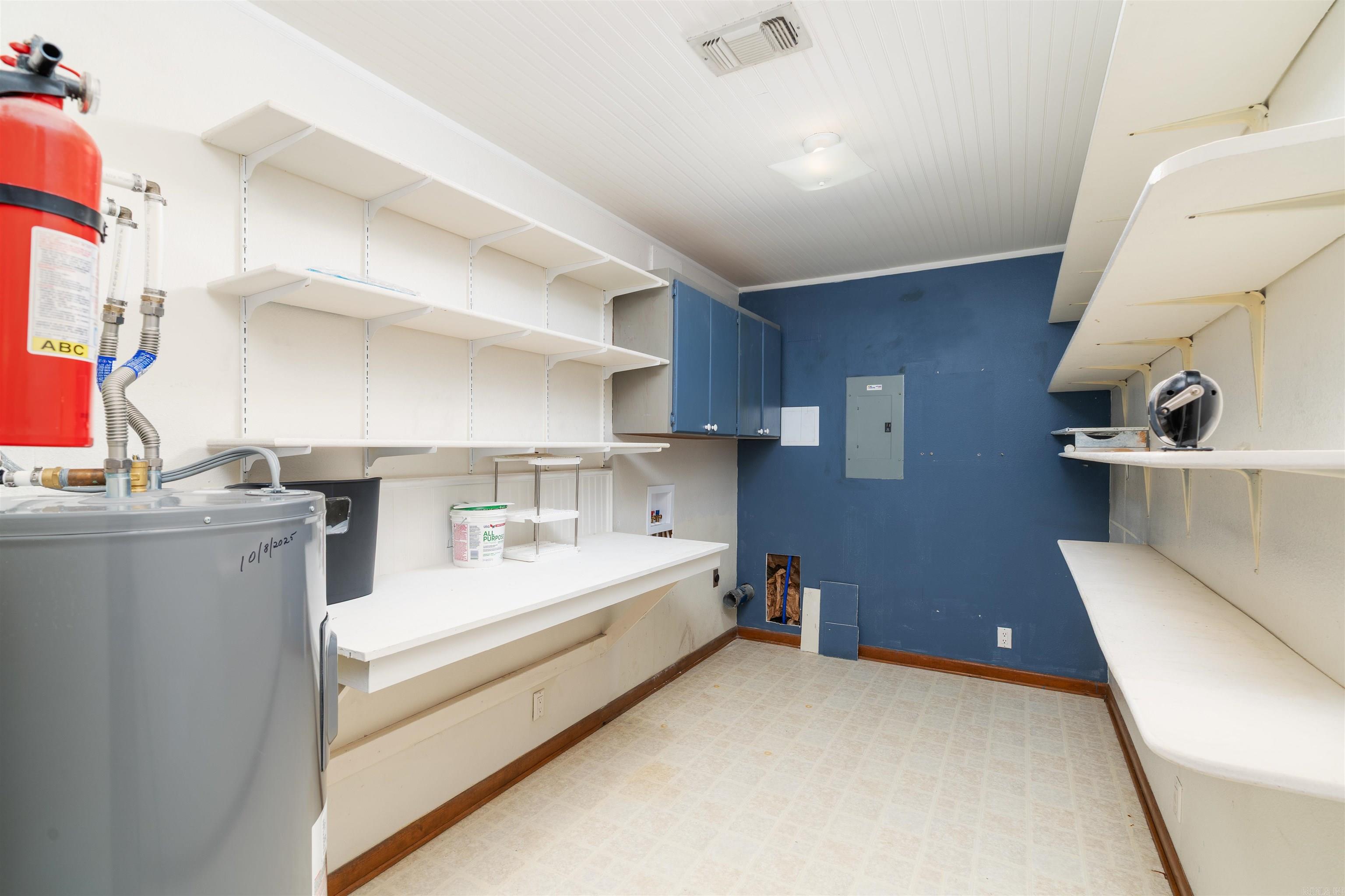 CASTILLO - Residential