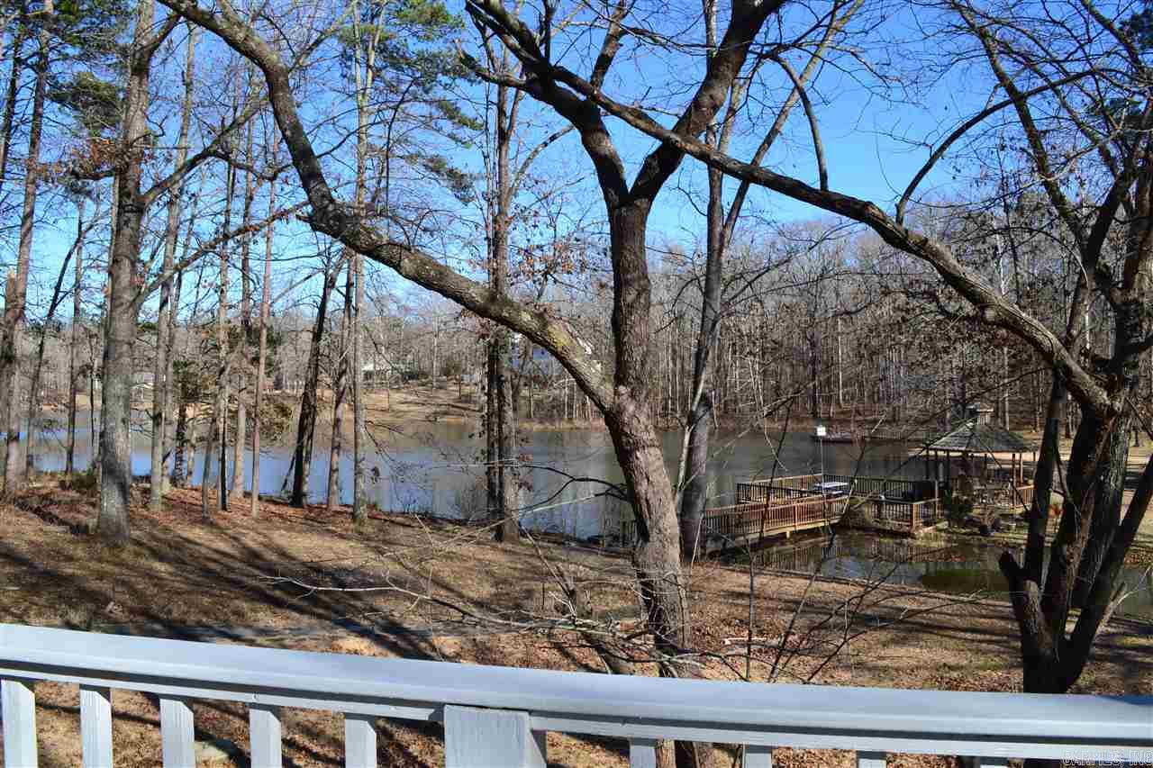 CRYSTAL LAKE - Residential