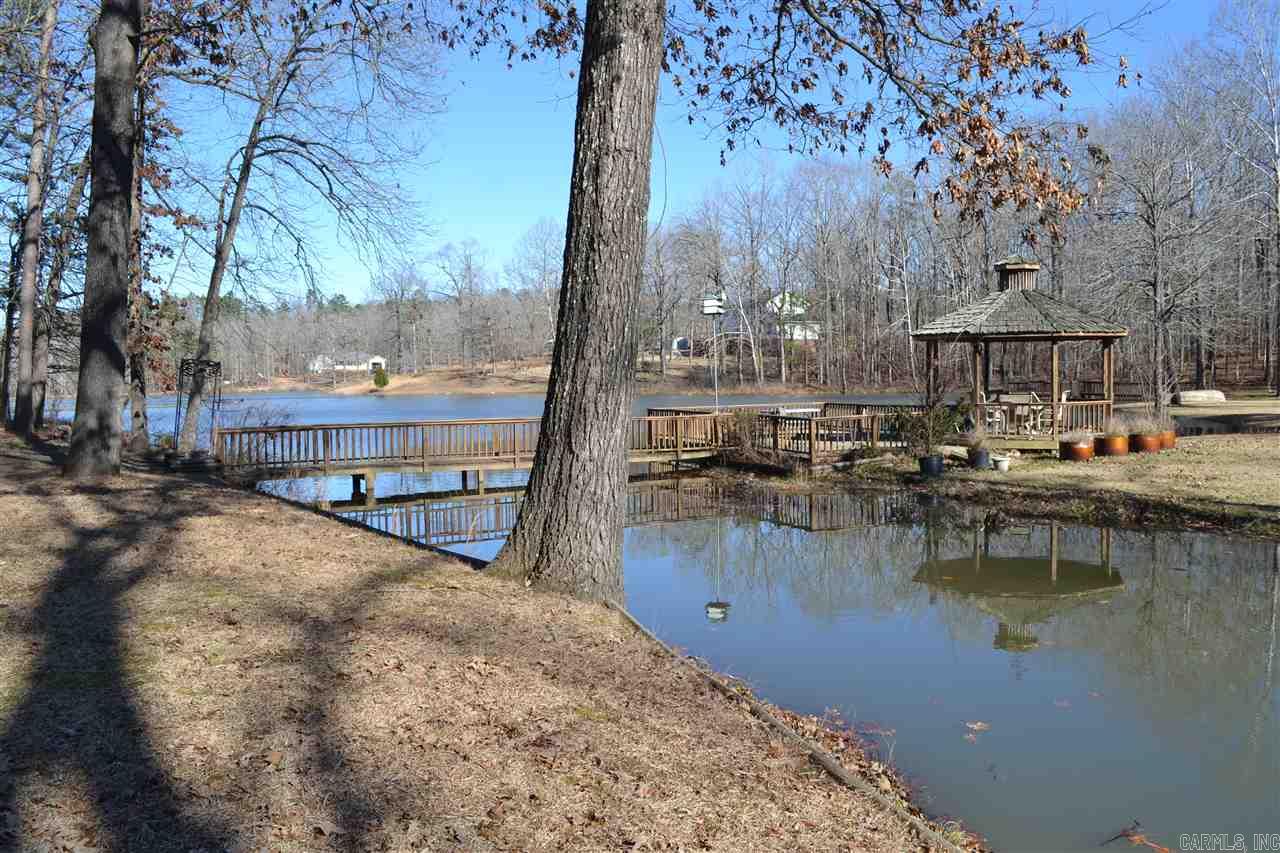 CRYSTAL LAKE - Residential