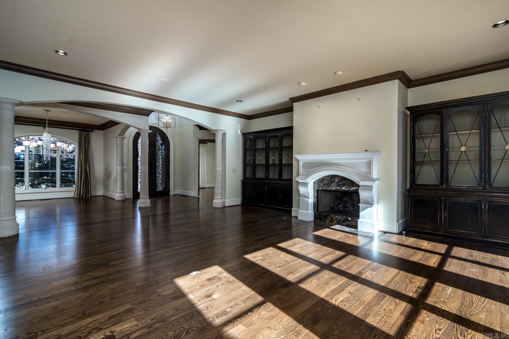 HICKORY CREEK - Residential