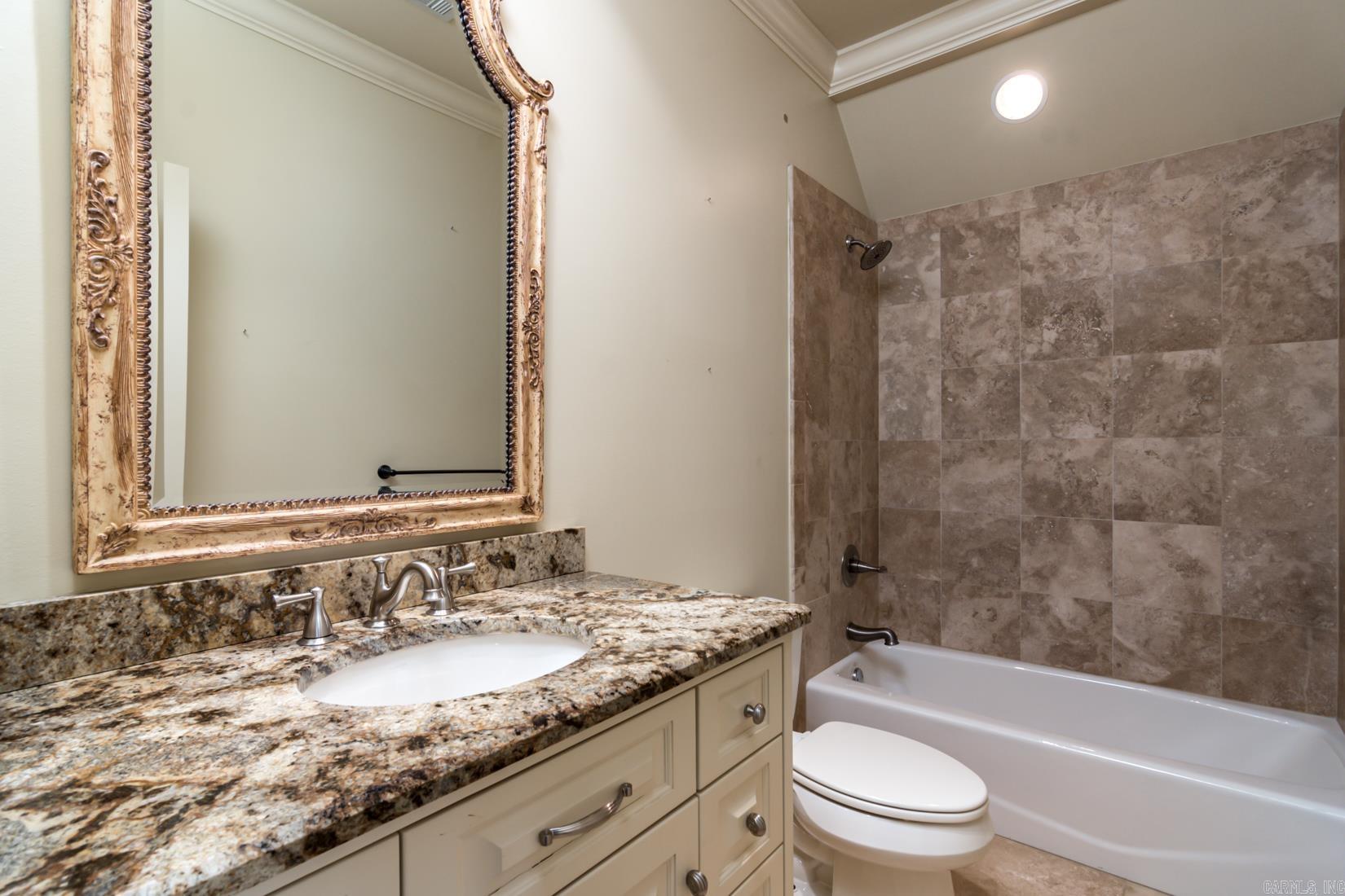 HICKORY CREEK - Residential