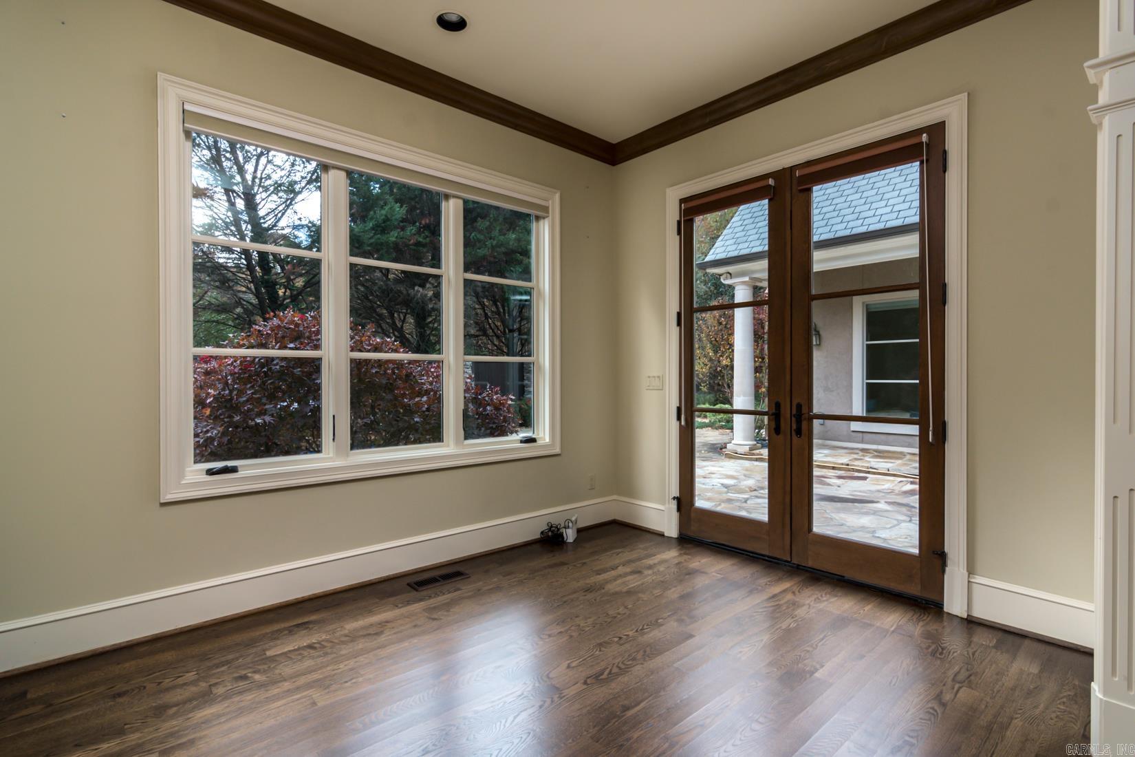 HICKORY CREEK - Residential
