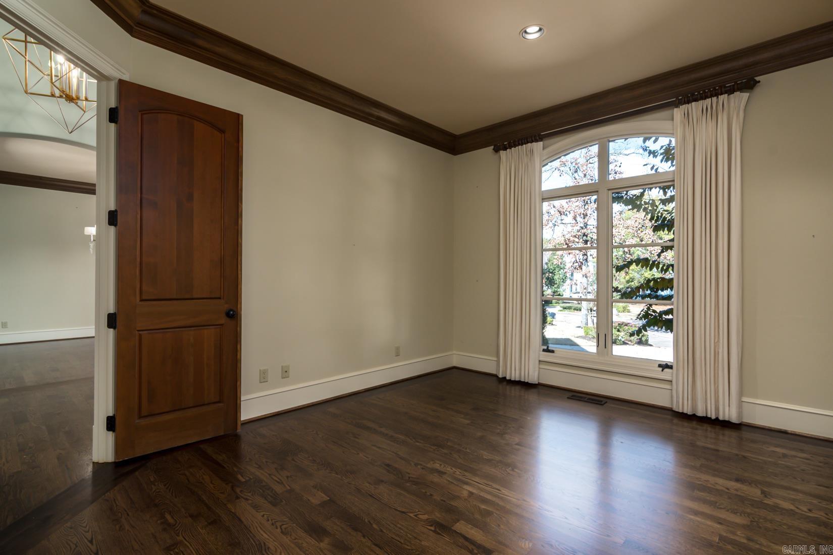 HICKORY CREEK - Residential