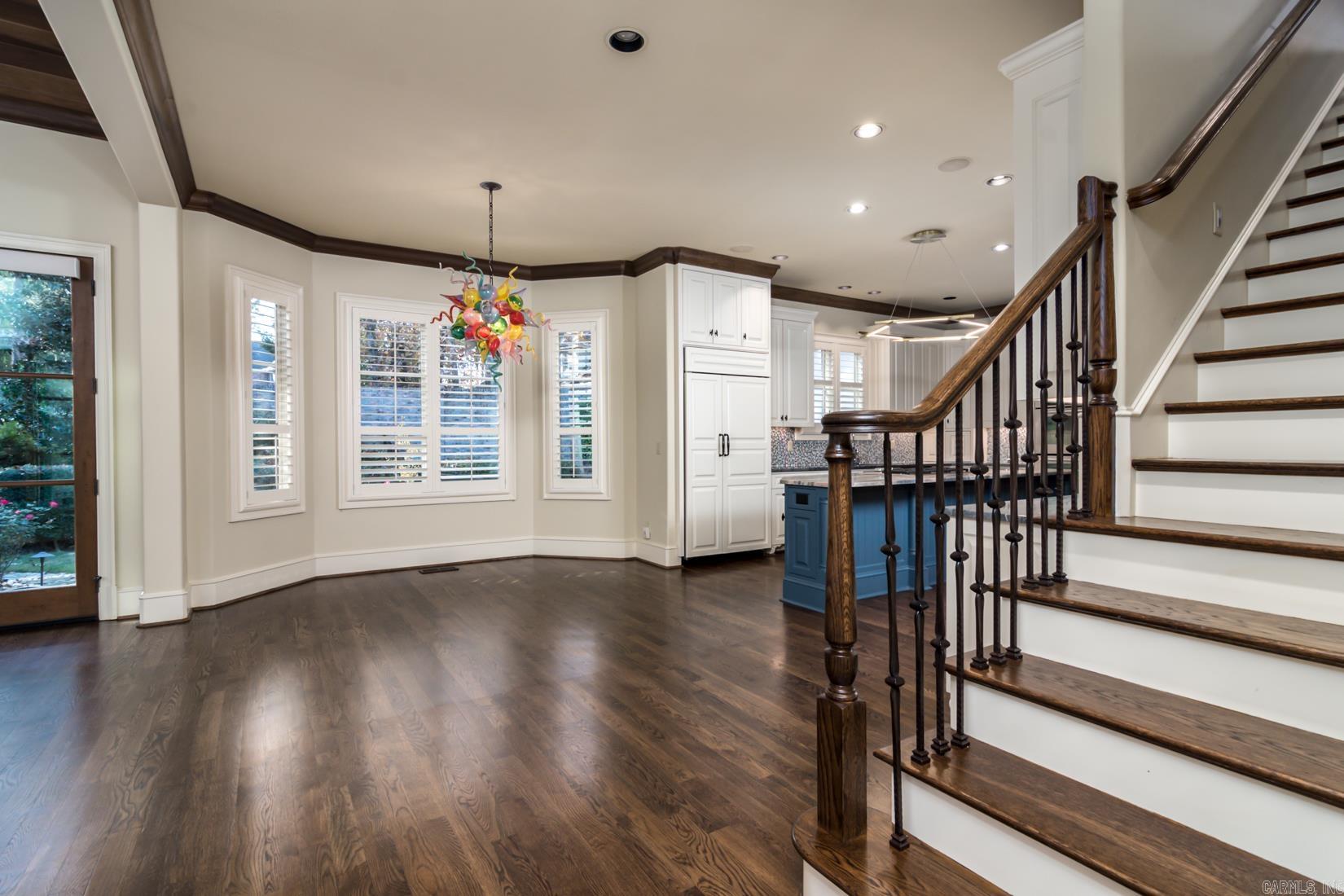 HICKORY CREEK - Residential