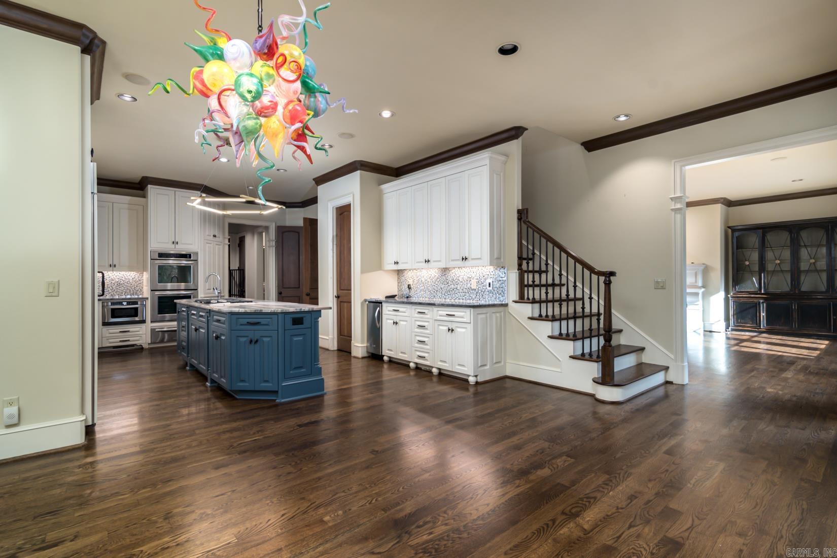 HICKORY CREEK - Residential