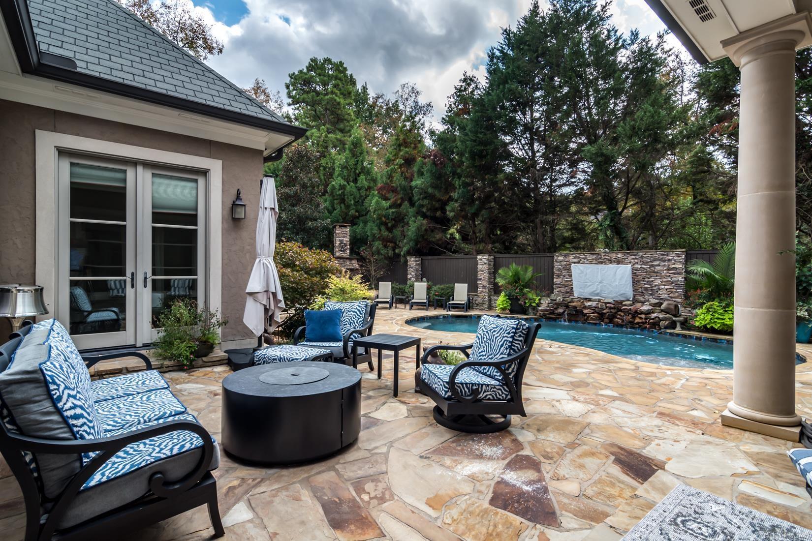 HICKORY CREEK - Residential
