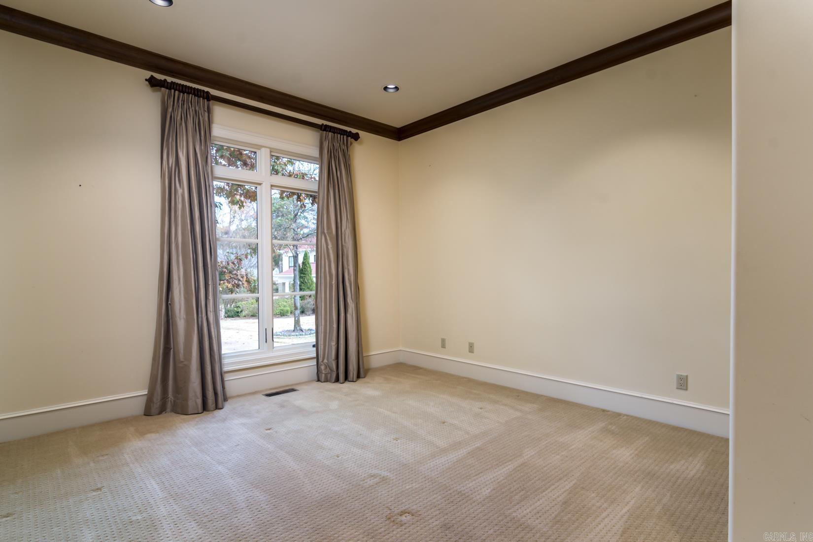 HICKORY CREEK - Residential