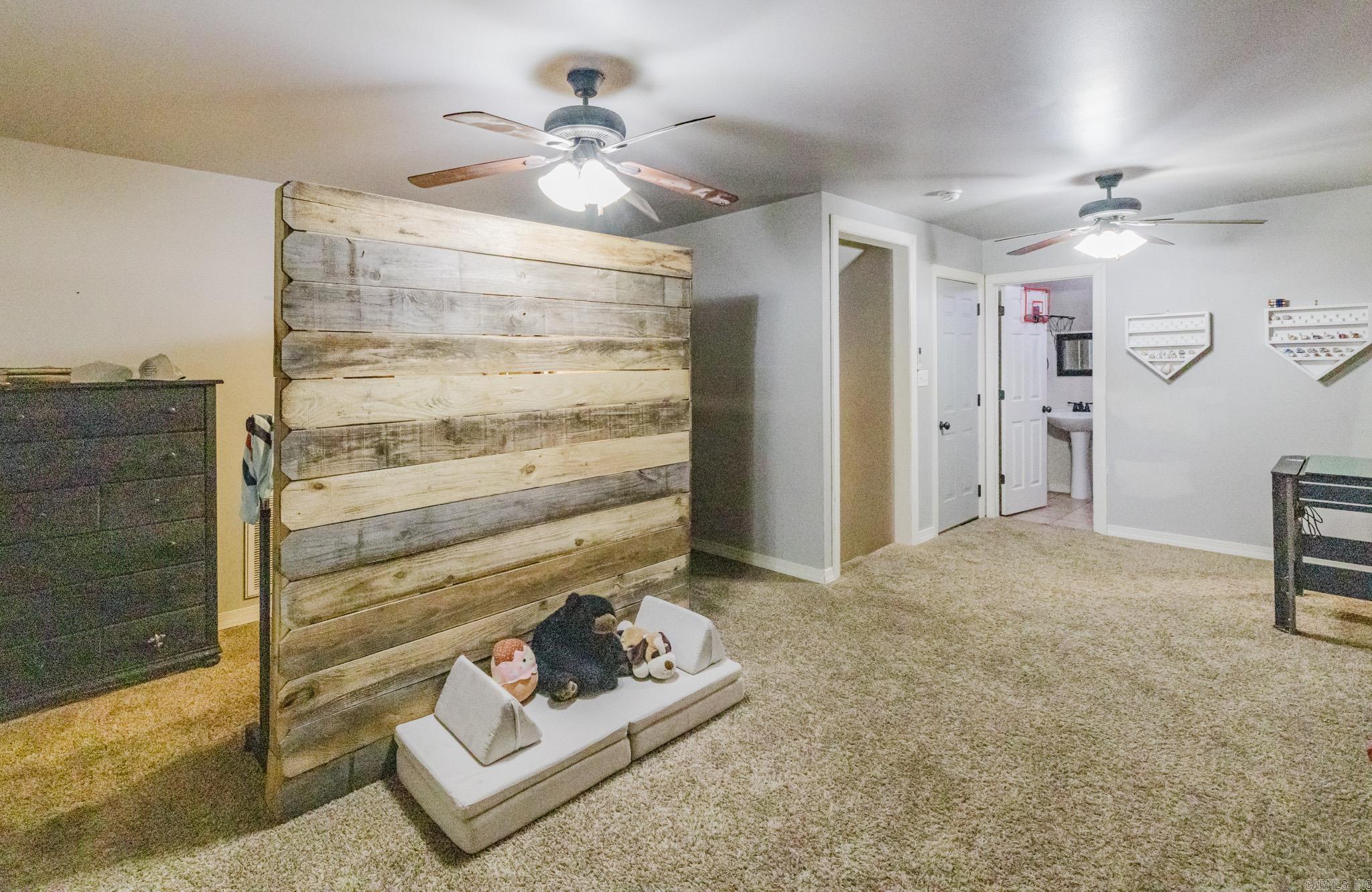 HICKORY SPRINGS - Residential