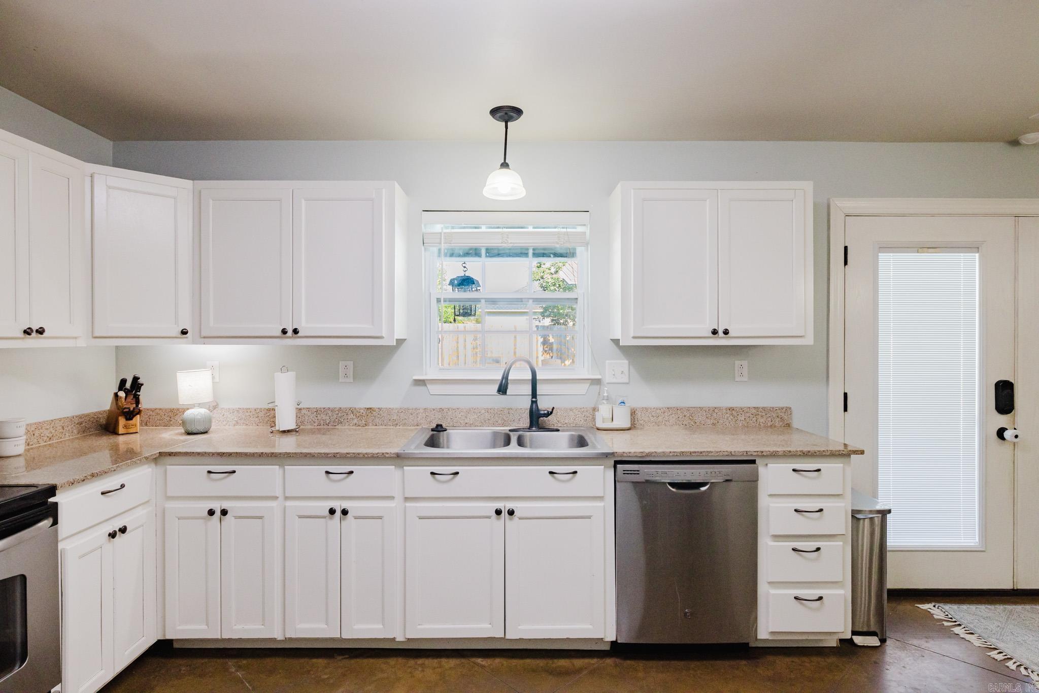 HICKORY SPRINGS - Residential
