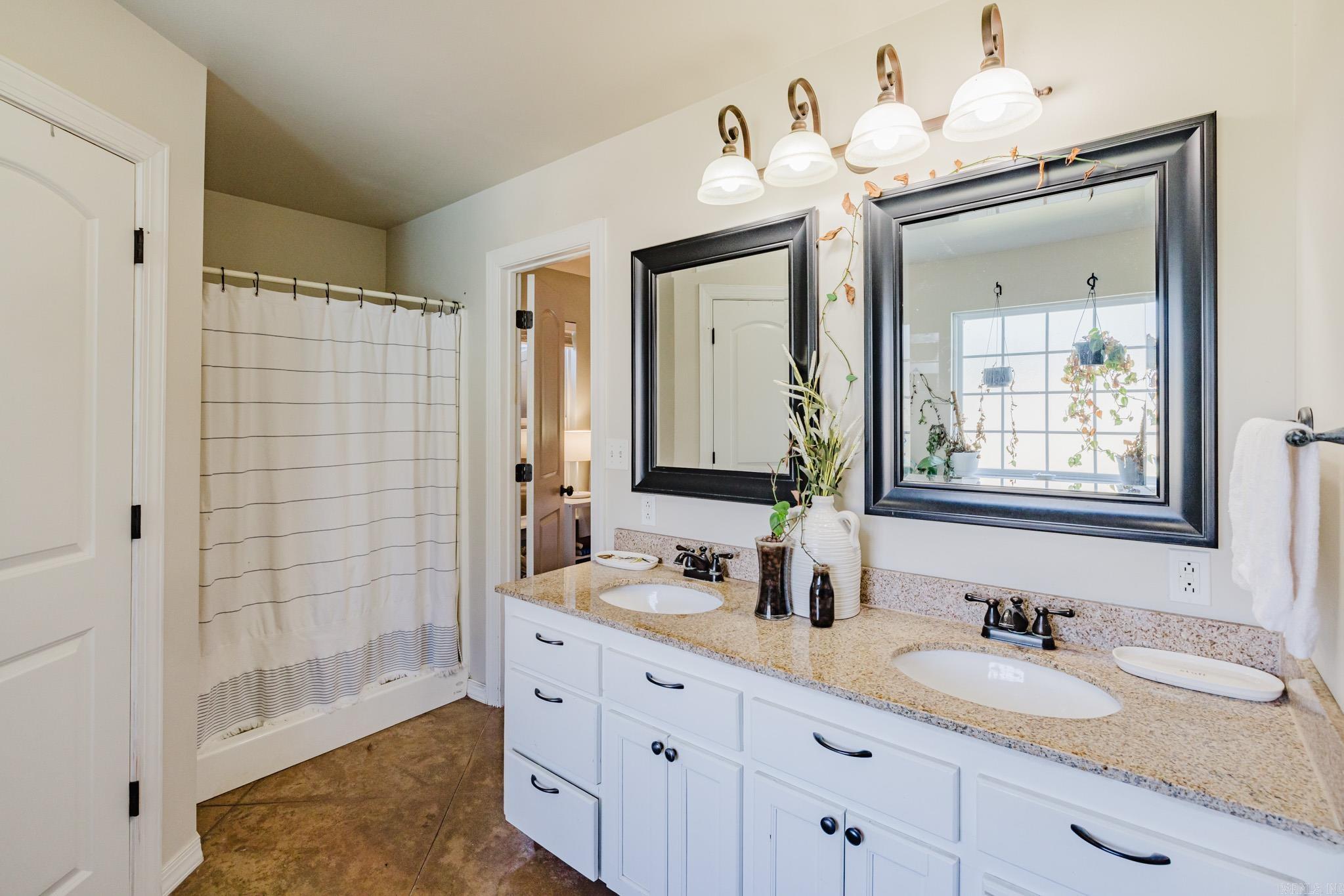 HICKORY SPRINGS - Residential
