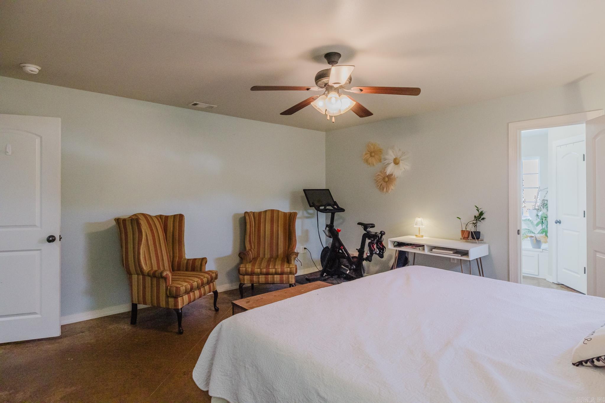 HICKORY SPRINGS - Residential