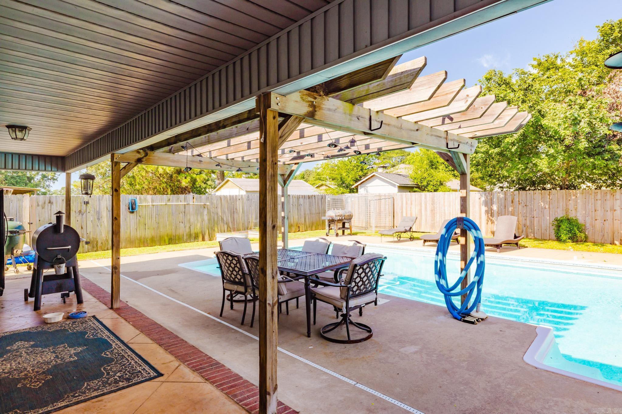 HICKORY SPRINGS - Residential
