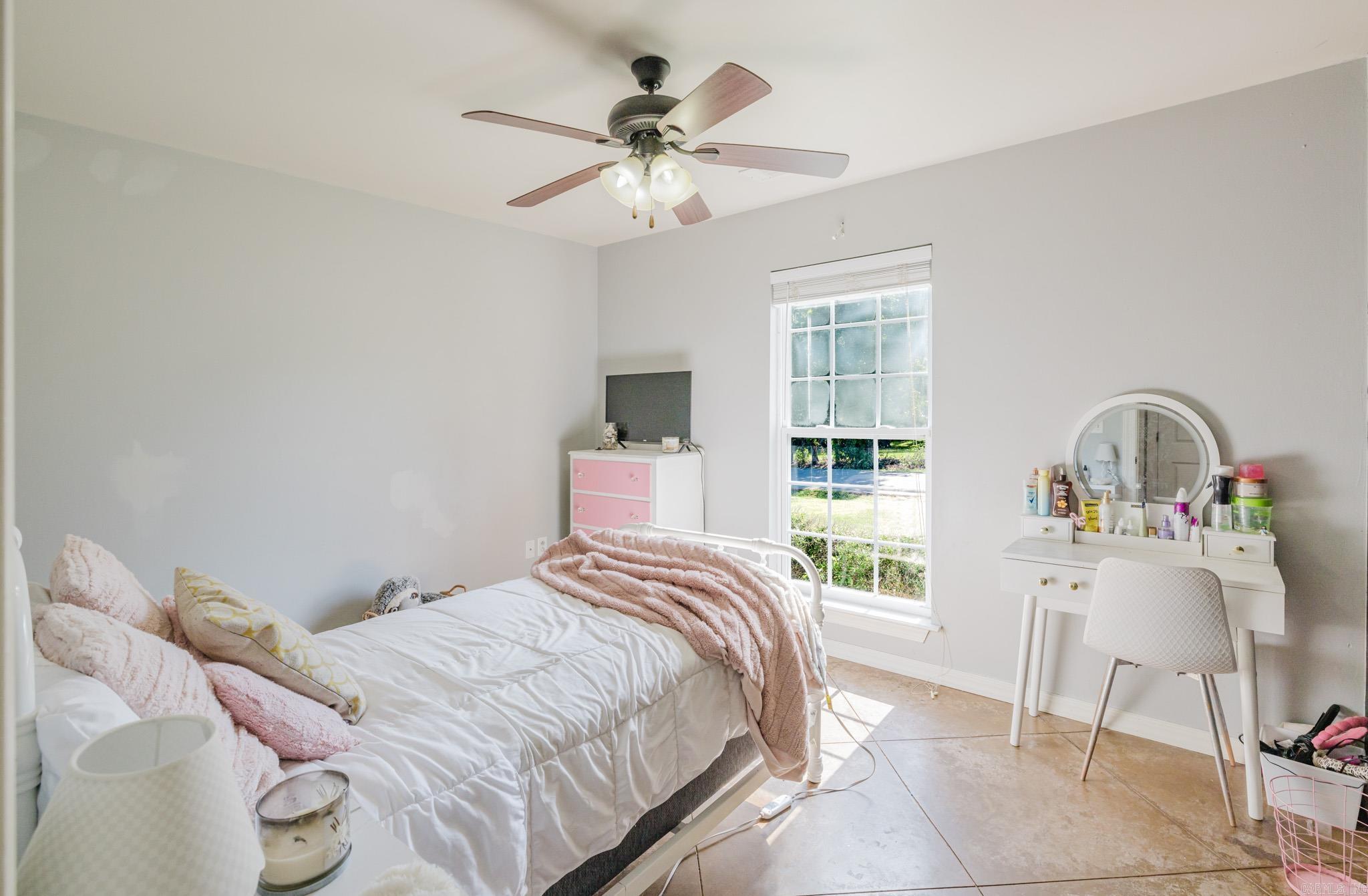 HICKORY SPRINGS - Residential