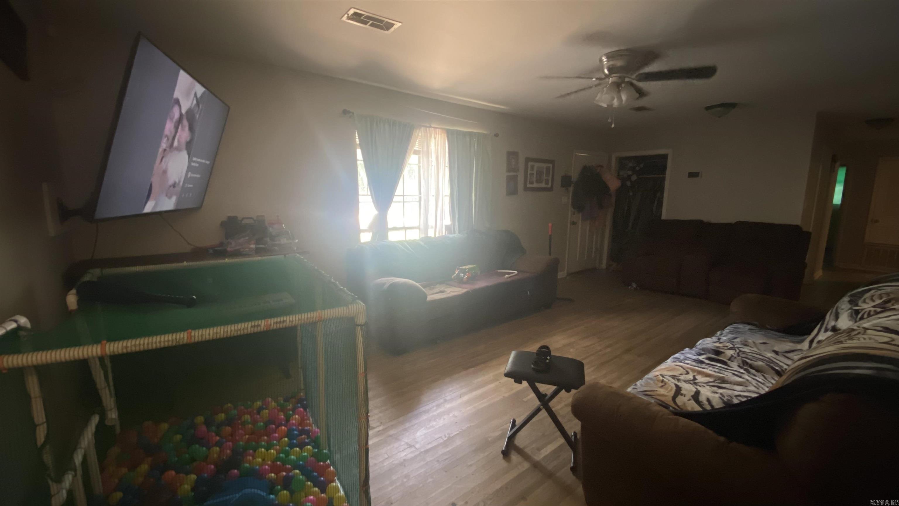 LESSEL ESTATES - Residential