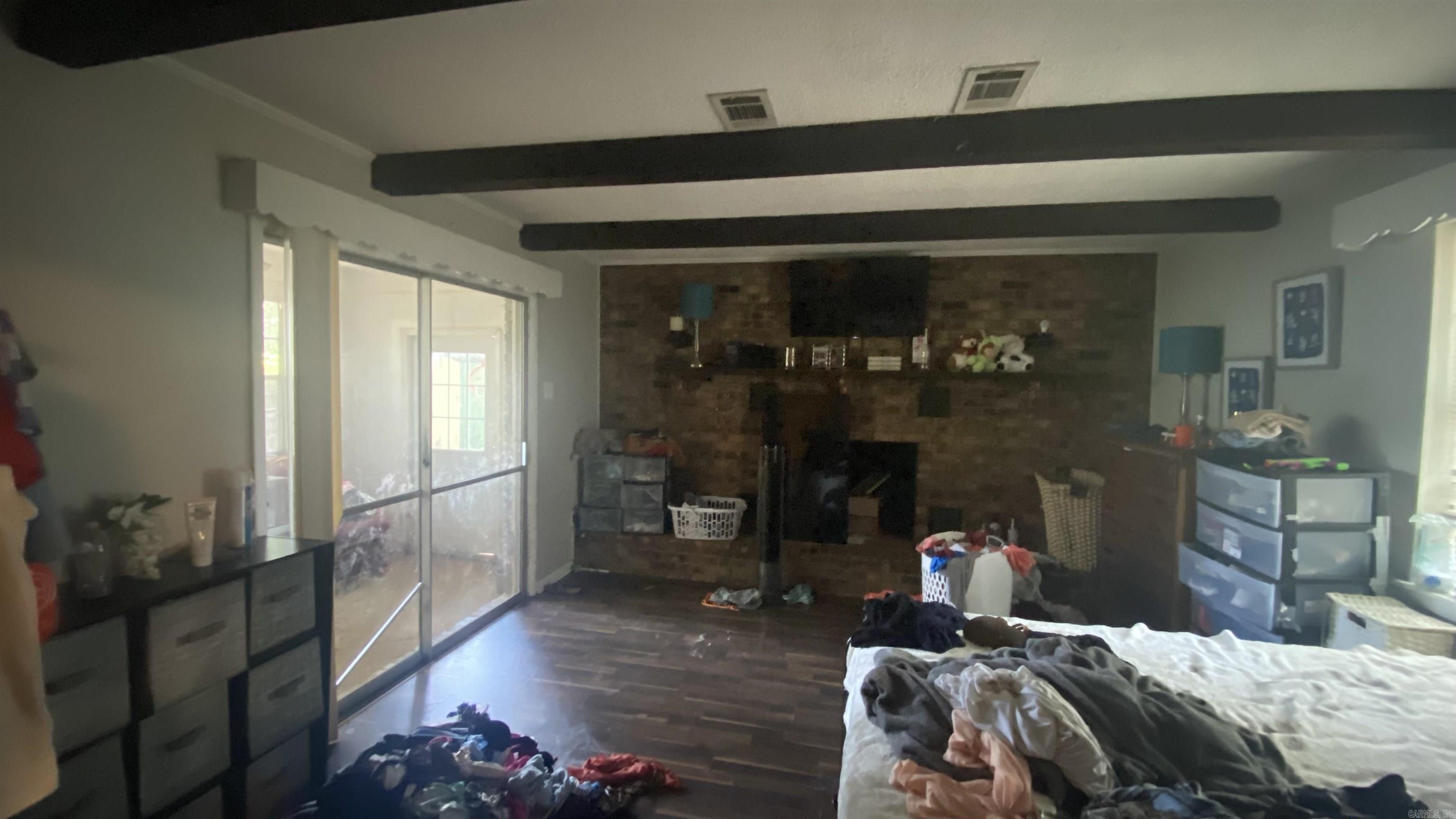 LESSEL ESTATES - Residential