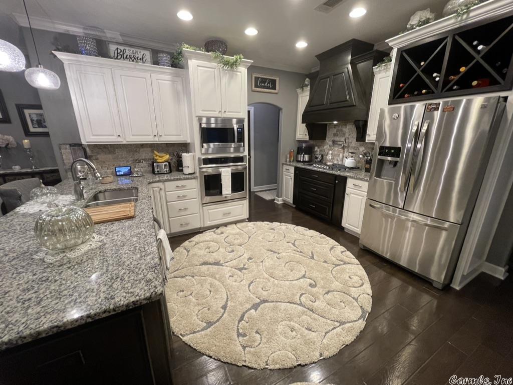 OAK TREE RIDGE SUB - Residential