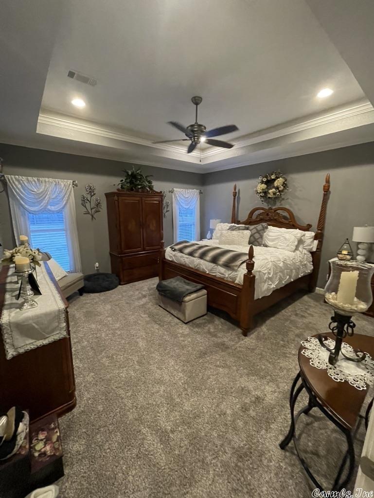 OAK TREE RIDGE SUB - Residential