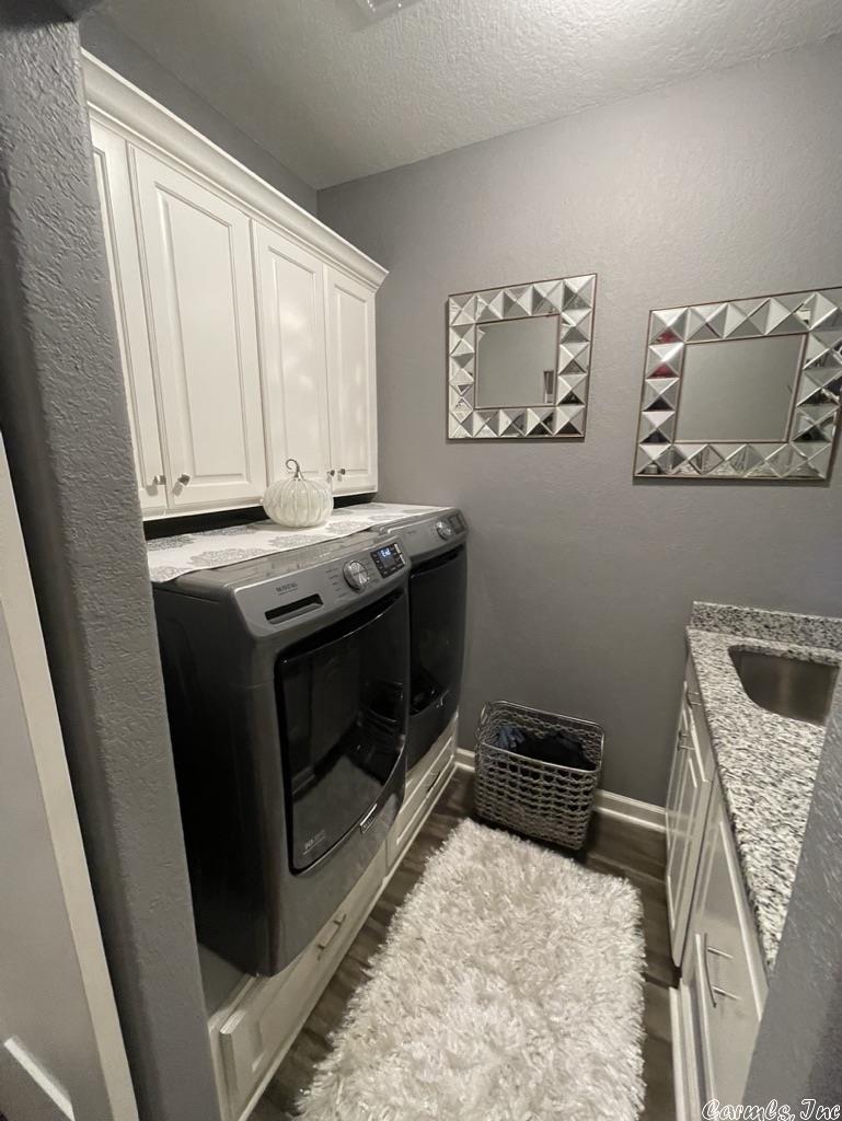 OAK TREE RIDGE SUB - Residential