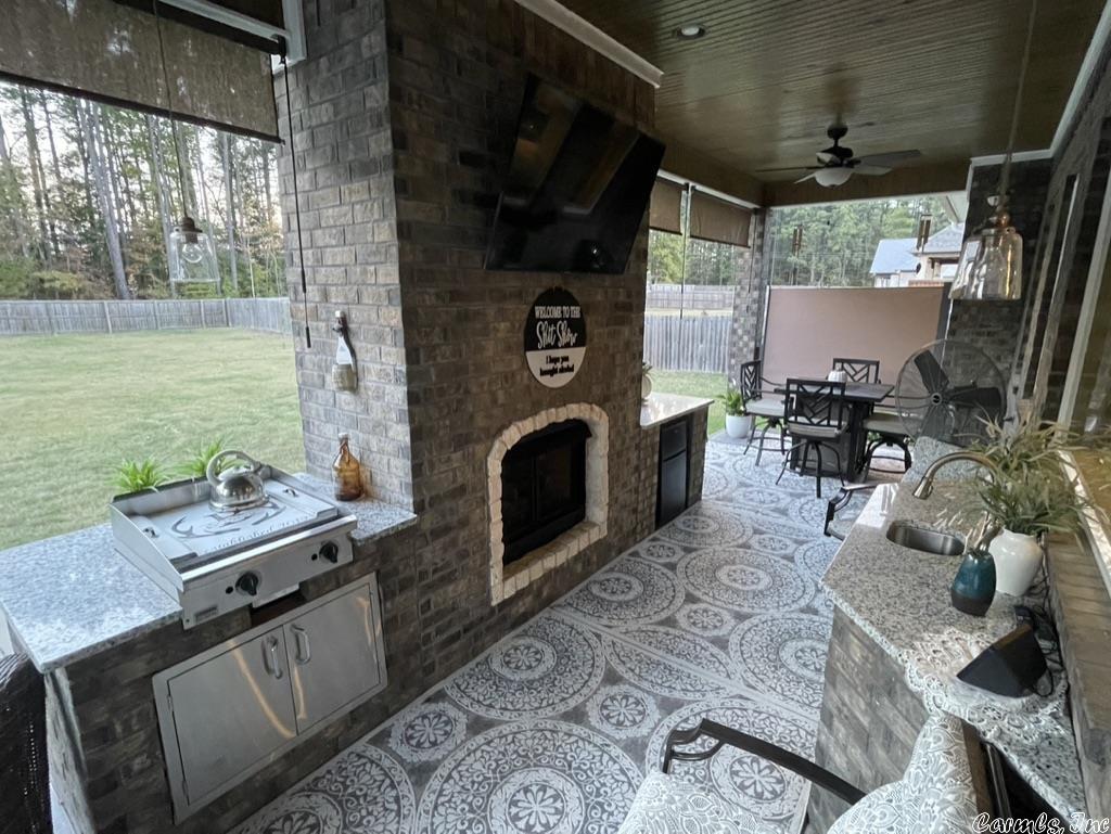OAK TREE RIDGE SUB - Residential