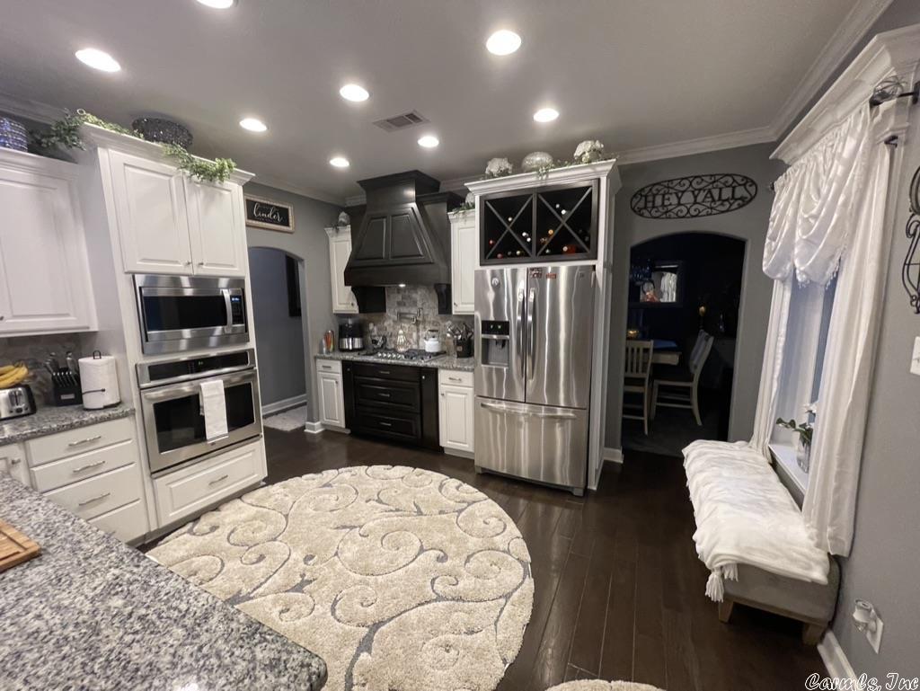 OAK TREE RIDGE SUB - Residential