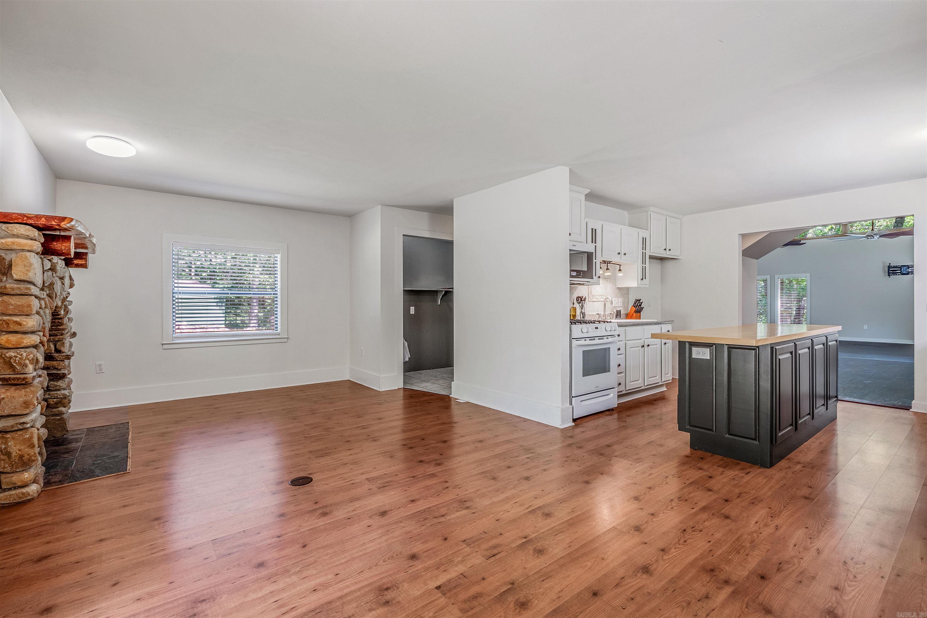 SILLS PENINSULA - Residential