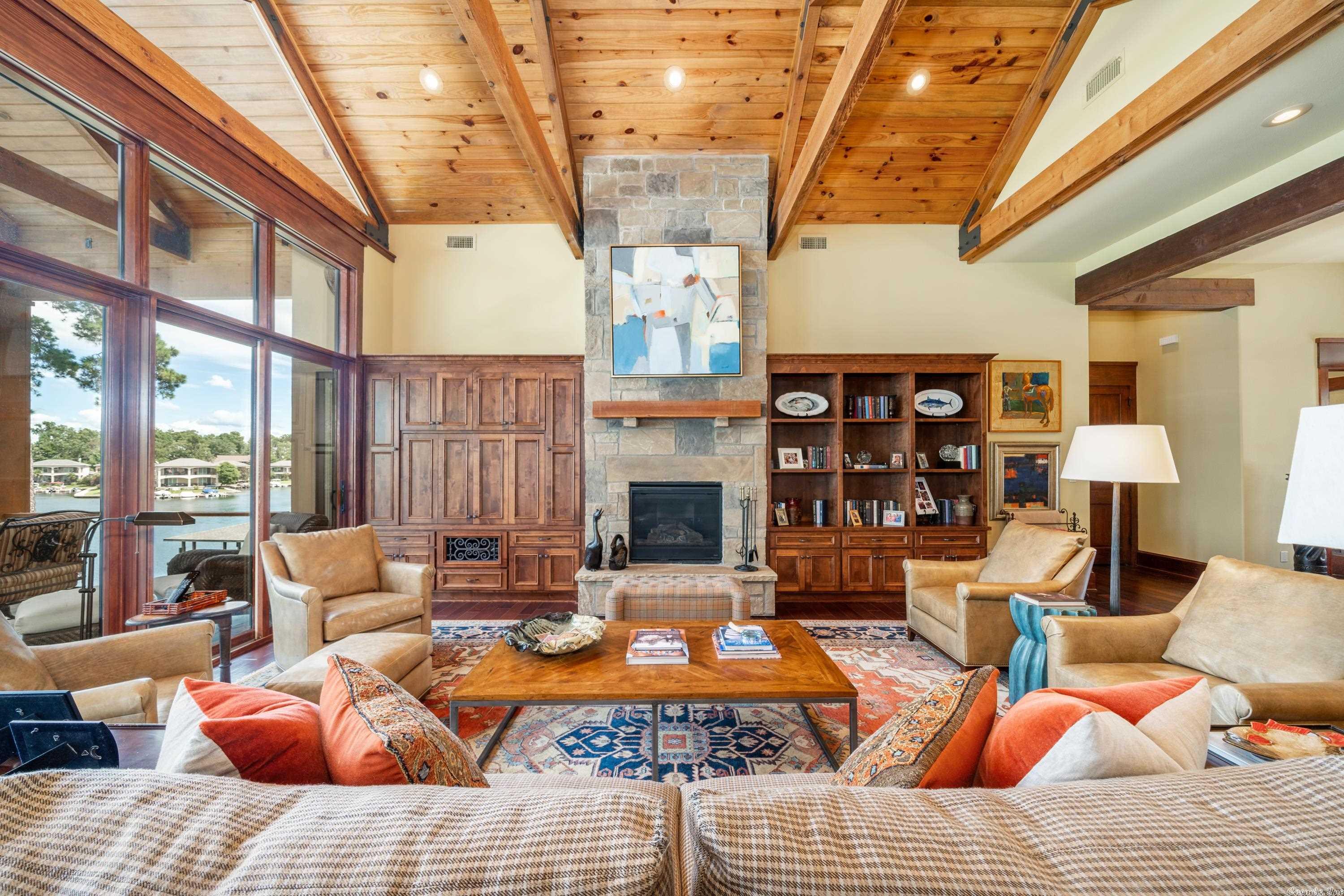 Oak Shores Estates - Residential