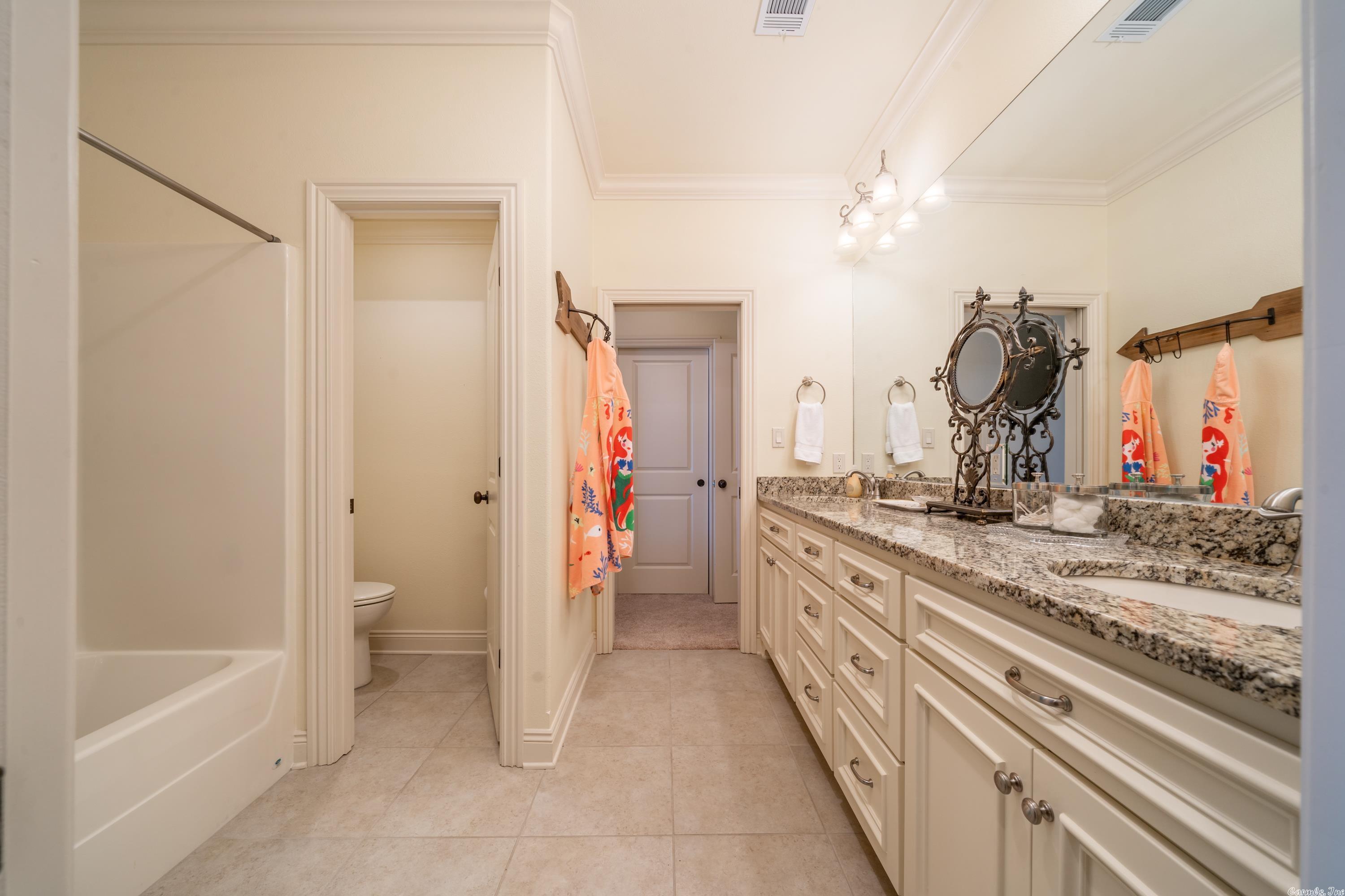 Oak Shores Estates - Residential