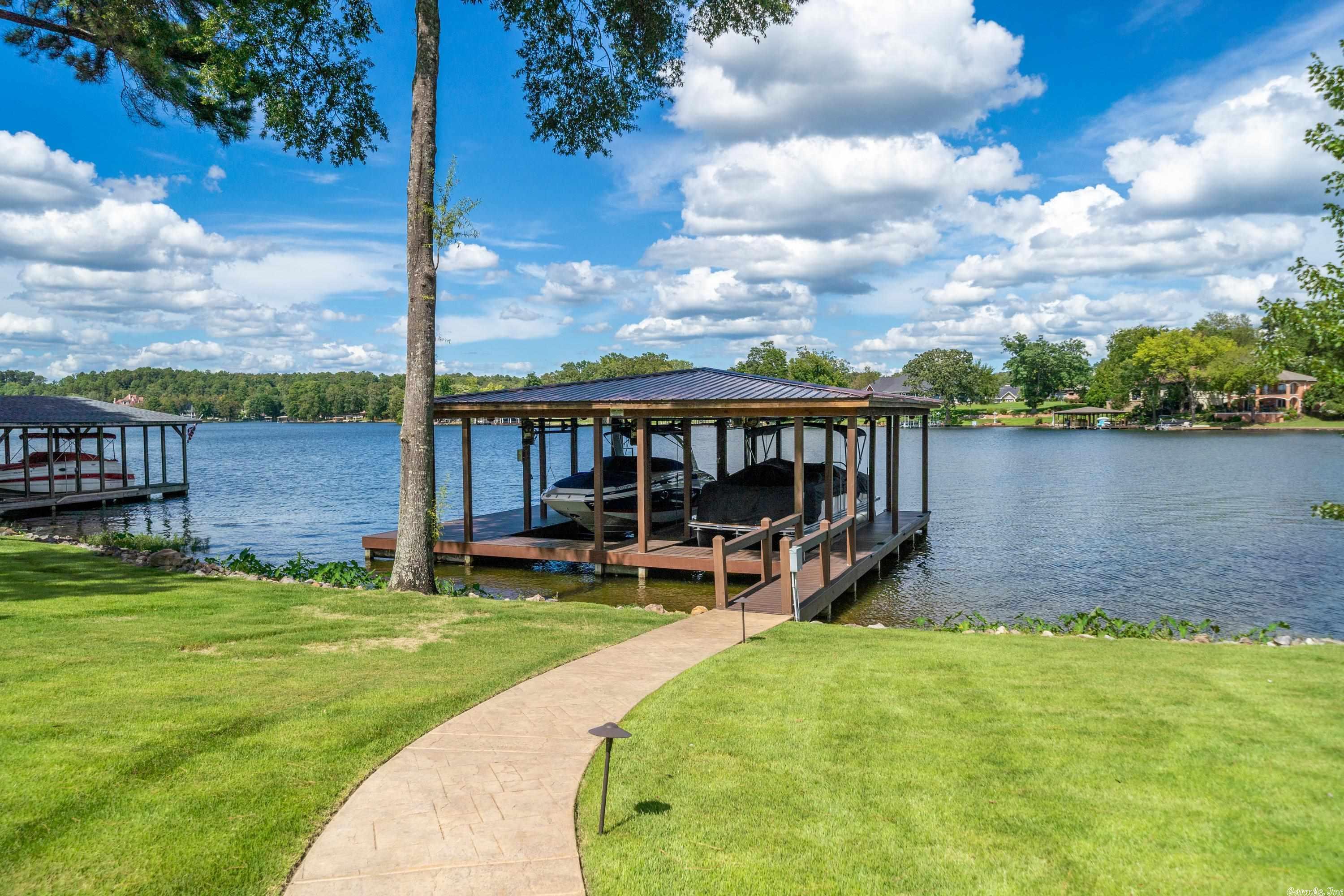 Oak Shores Estates - Residential